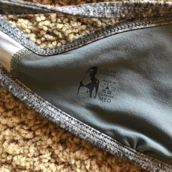 Jolyn Triangle Top - Picture 3 of 5